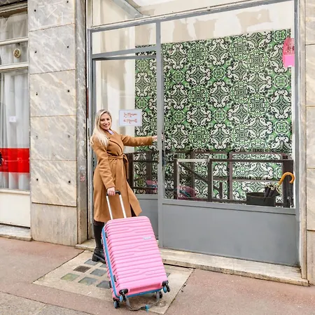 Centro - Victoria - By Cesare Marretti *