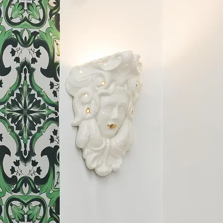 Centro - Victoria - By Cesare Marretti